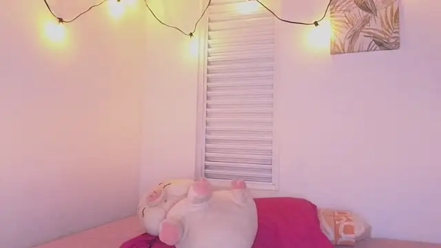 VictoriaaLopez online show from 23, 6, 2026