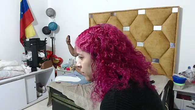 YANELISHOTT online show from 29, 5, 2026