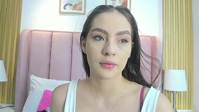 Snapshot of Megann_Rousee chatting on 20, 5, 2026 Megann Rousee online show from 20, 5, 2026