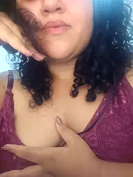 FofinhaaSweet online show from 28, 4, 2026