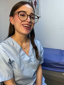 Sweet Milaa1 online show from 19, 6, 2026
