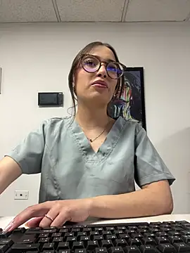 Sweet Milaa1 online show from 27, 6, 2026