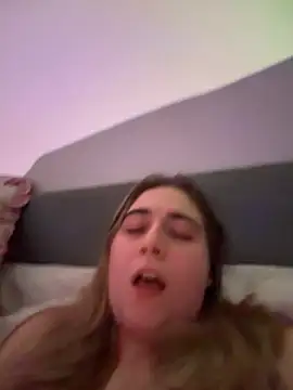 Taylormillie471 online show from 28, 4, 2026