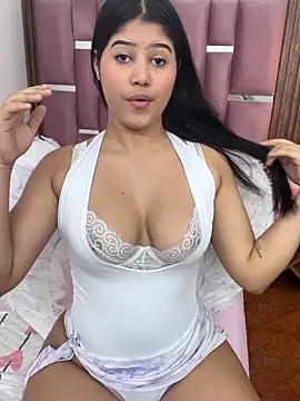Zoe rousse01 online show from 20, 5, 2026