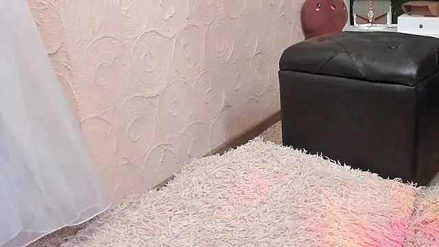 lililiana online show from 22, 7, 2026