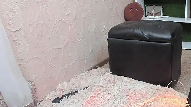 lililiana online show from 11, 7, 2026