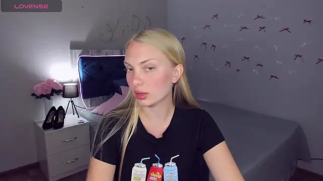 NancyGlamour online show from 5, 7, 2026