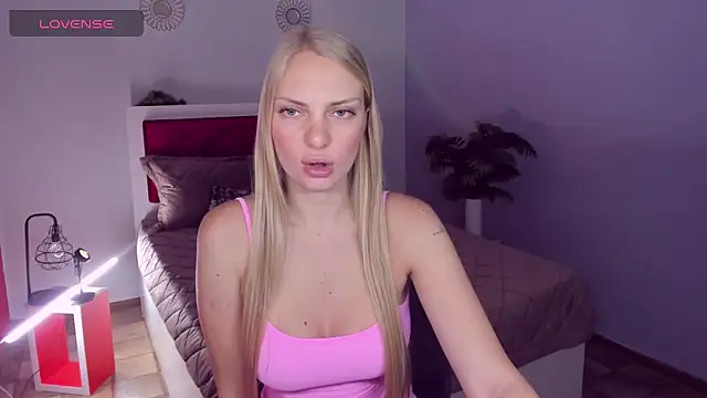 NancyGlamour online show from 14, 6, 2026