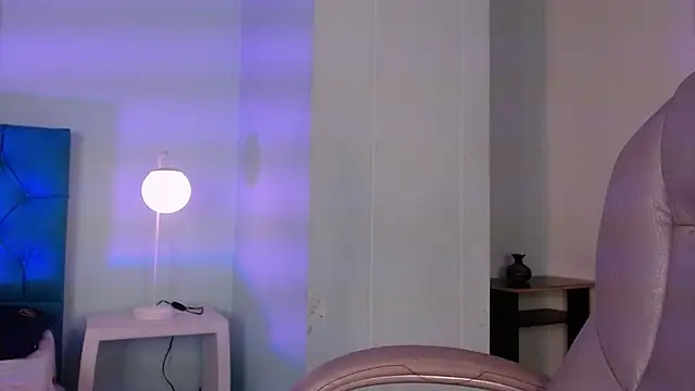 Lilyred  online show from 28, 5, 2026