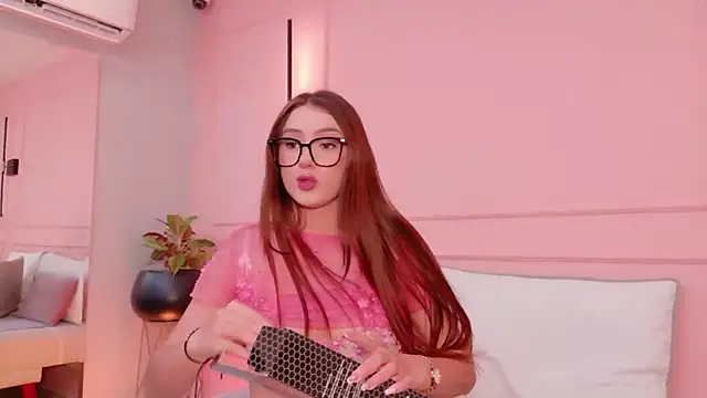 DanielleDNicola online show from 9, 7, 2026