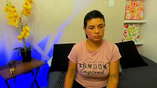 ChloeSmith9 online show from 31, 7, 2026