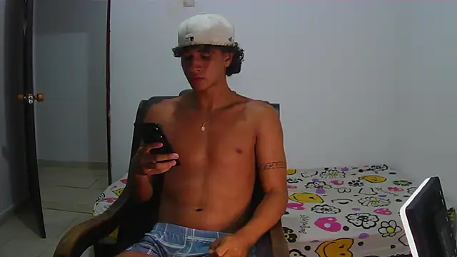 Snapshot of Hansel_take chatting on 28, 5, 2026 Hansel take online show from 28, 5, 2026