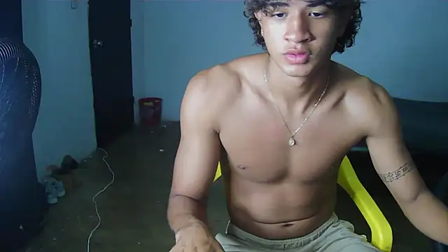 Snapshot of Hansel_take chatting on 23, 5, 2026 Hansel take online show from 23, 5, 2026