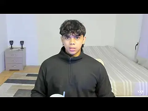 noahprada online show from 11, 5, 2026