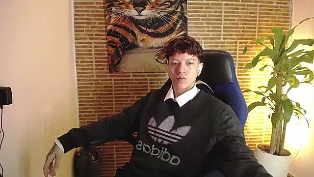 Asher addamss  online show from 18, 7, 2026