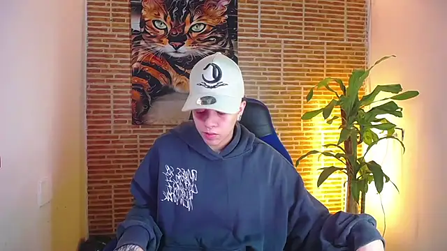 Asher addamss  online show from 28, 7, 2026