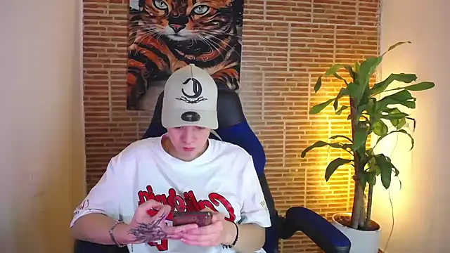 Asher addamss  online show from 23, 7, 2026