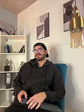 DomBoy  online show from 30, 6, 2026