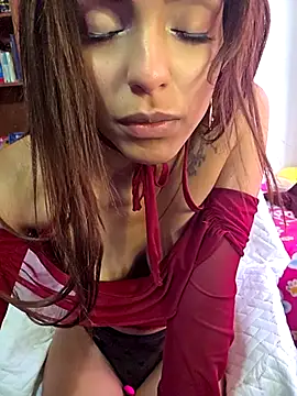 Snapshot of luna_latindoll chatting on 23, 5, 2026 luna latindoll online show from 23, 5, 2026