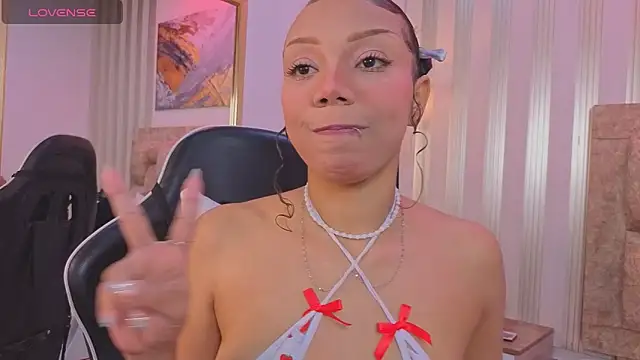 lilith pink   online show from 20, 5, 2026