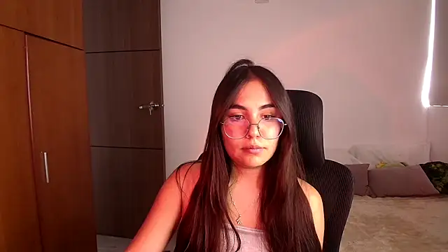 abbyyandmaxx online show from 3, 8, 2026