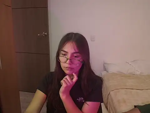 abbyyandmaxx online show from 10, 5, 2026