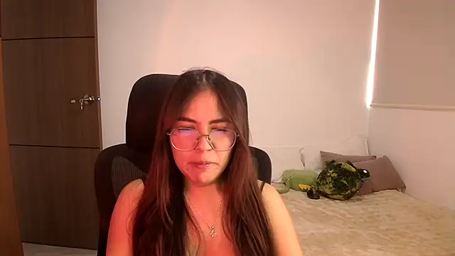 abbyyandmaxx online show from 10, 7, 2026