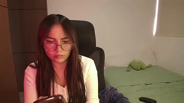 abbyyandmaxx online show from 19, 5, 2026