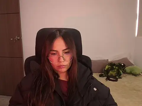 abbyyandmaxx online show from 30, 6, 2026