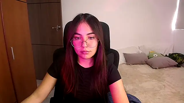 abbyyandmaxx online show from 4, 8, 2026