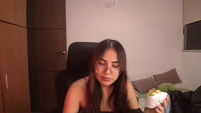 abbyyandmaxx online show from 14, 6, 2026