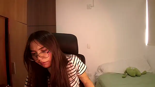 abbyyandmaxx online show from 18, 5, 2026