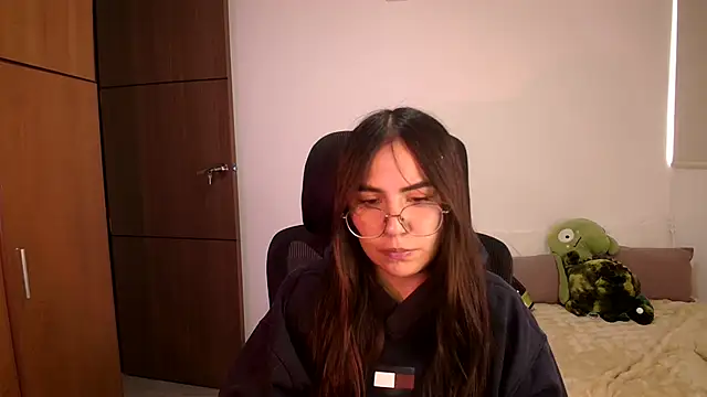 abbyyandmaxx online show from 9, 7, 2026