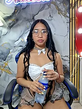 alisoom  online show from 4, 5, 2026