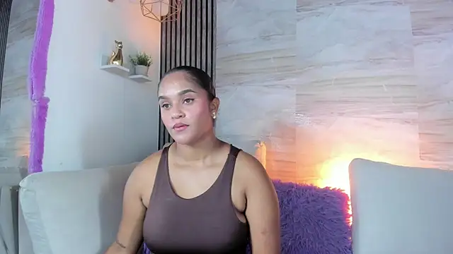 Snapshot of Liaa_cams chatting on 6, 5, 2026 Liaa cams online show from 6, 5, 2026