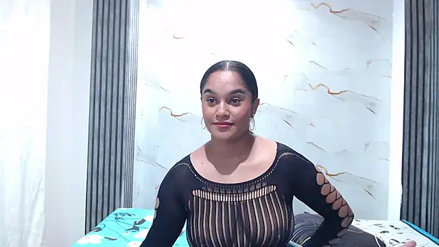 Snapshot of Liaa_cams chatting on 5, 6, 2026 Liaa cams online show from 5, 6, 2026