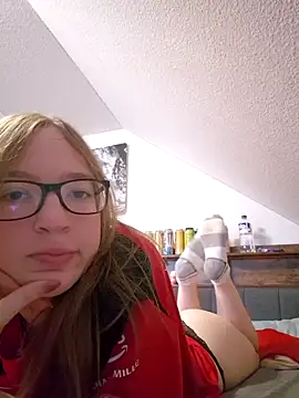Freaky-Doll online show from 22, 5, 2026