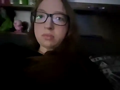 Freaky-Doll online show from 4, 5, 2026