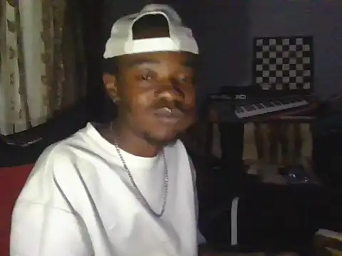 Snapshot of SowetoR500 chatting on 23, 5, 2026 SowetoR500 online show from 23, 5, 2026