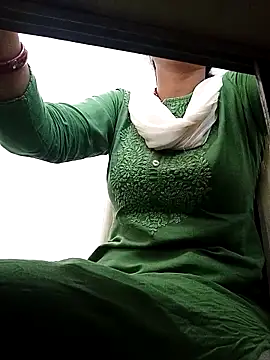 Simmi-00 online show from 6, 5, 2026