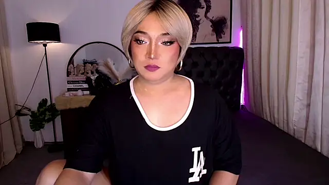 Snapshot of Sensual_Ekang chatting on 22, 7, 2026 Sensual Ekang online show from 22, 7, 2026