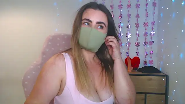MillaVelvet online show from 19, 6, 2026