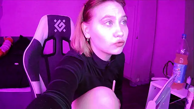 SuzieAllen online show from 14, 5, 2026