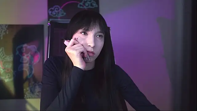 SeraphineSparda online show from 27, 5, 2026