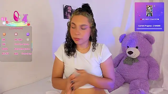 Violetta cam  online show from 23, 5, 2026