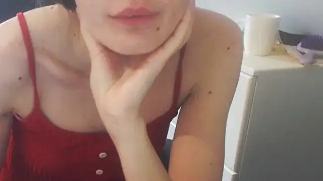 juili juili online show from 30, 4, 2026