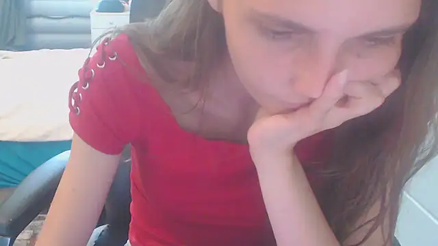juili juili online show from 5, 6, 2026