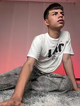 Asher Young online show from 15, 5, 2026