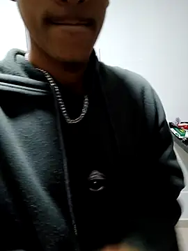Lil black009 online show from 14, 5, 2026