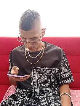 Lil black009 online show from 9, 5, 2026